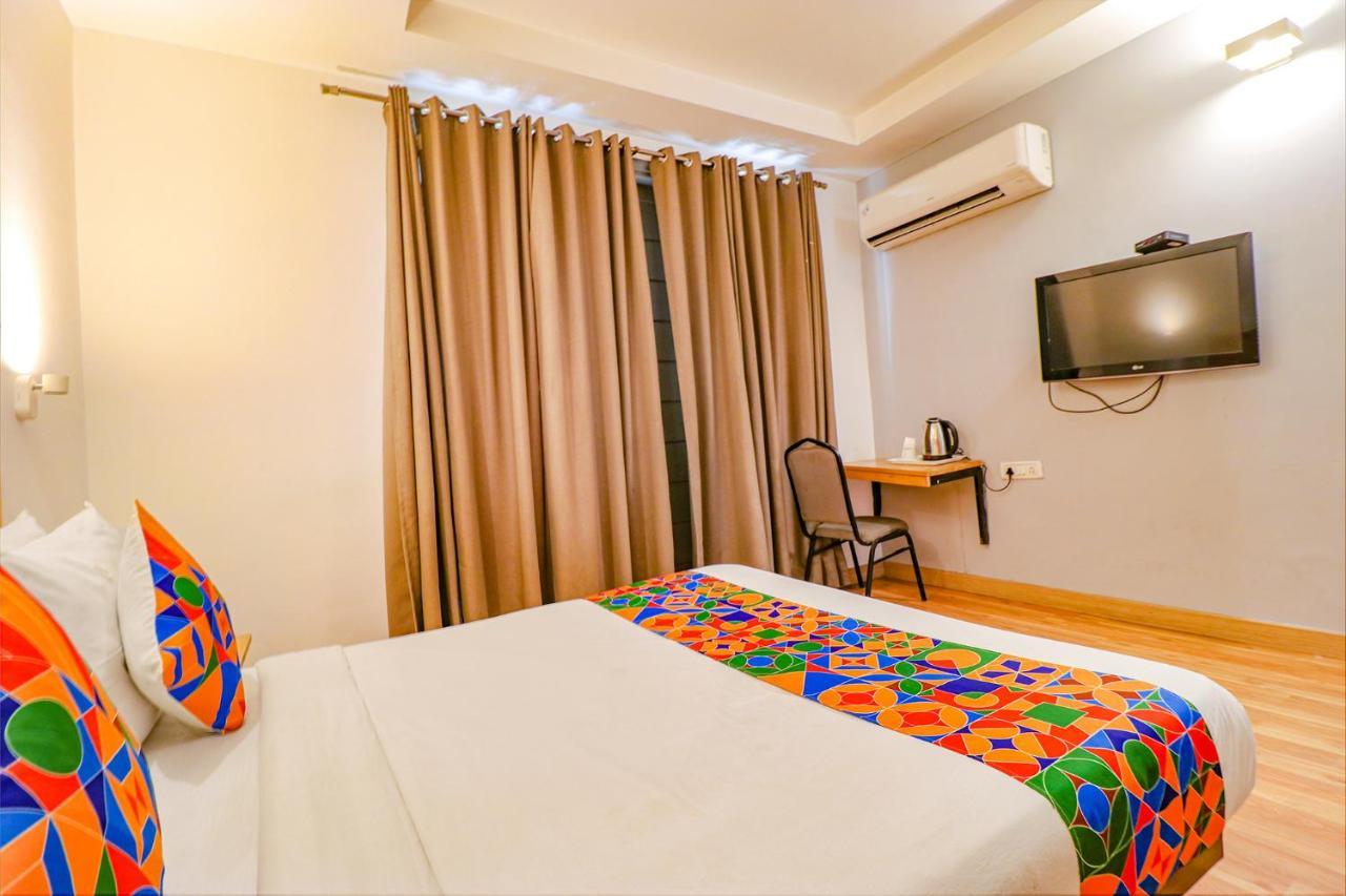 Fabhotel Majestic Jpm I New Delhi Extérieur photo