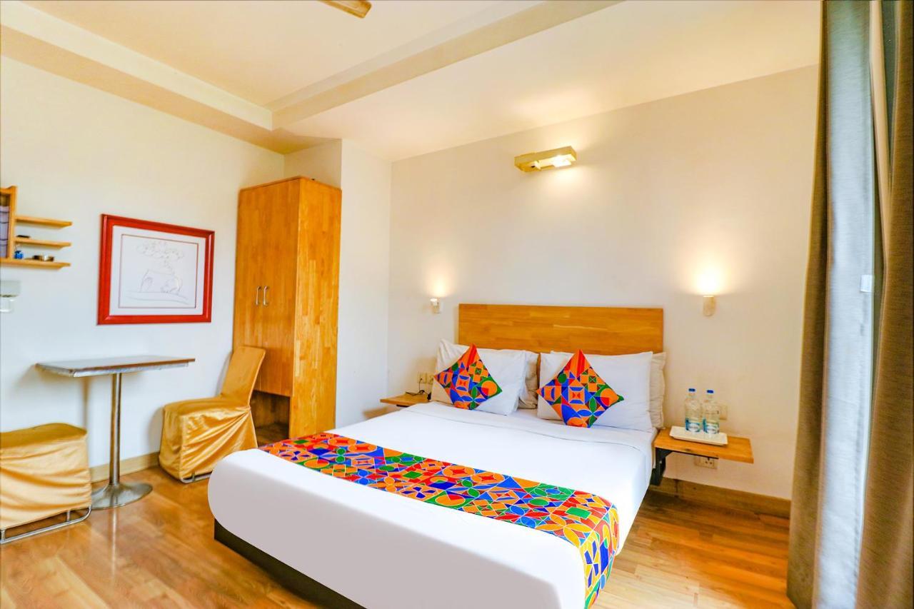 Fabhotel Majestic Jpm I New Delhi Extérieur photo