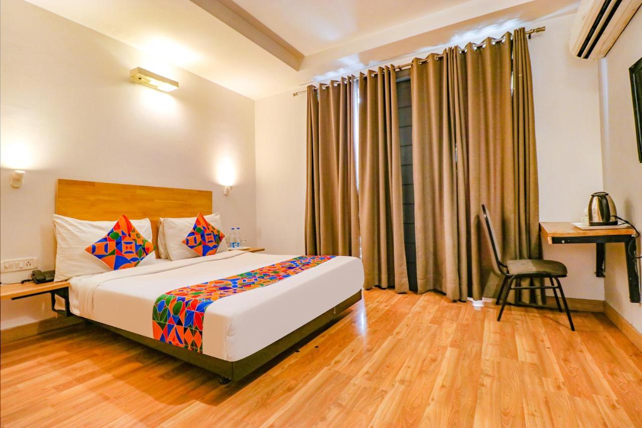 Fabhotel Majestic Jpm I New Delhi Extérieur photo