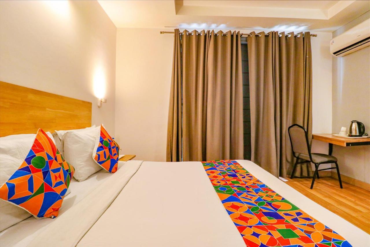 Fabhotel Majestic Jpm I New Delhi Extérieur photo