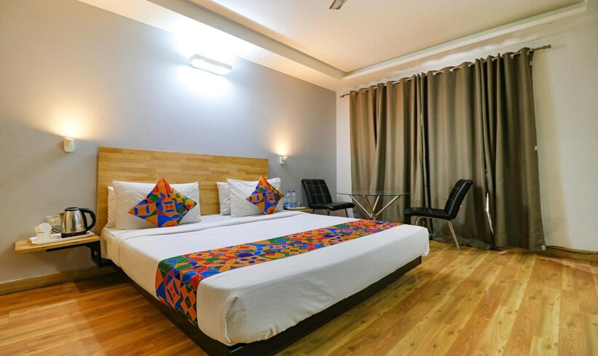Fabhotel Majestic Jpm I New Delhi Extérieur photo