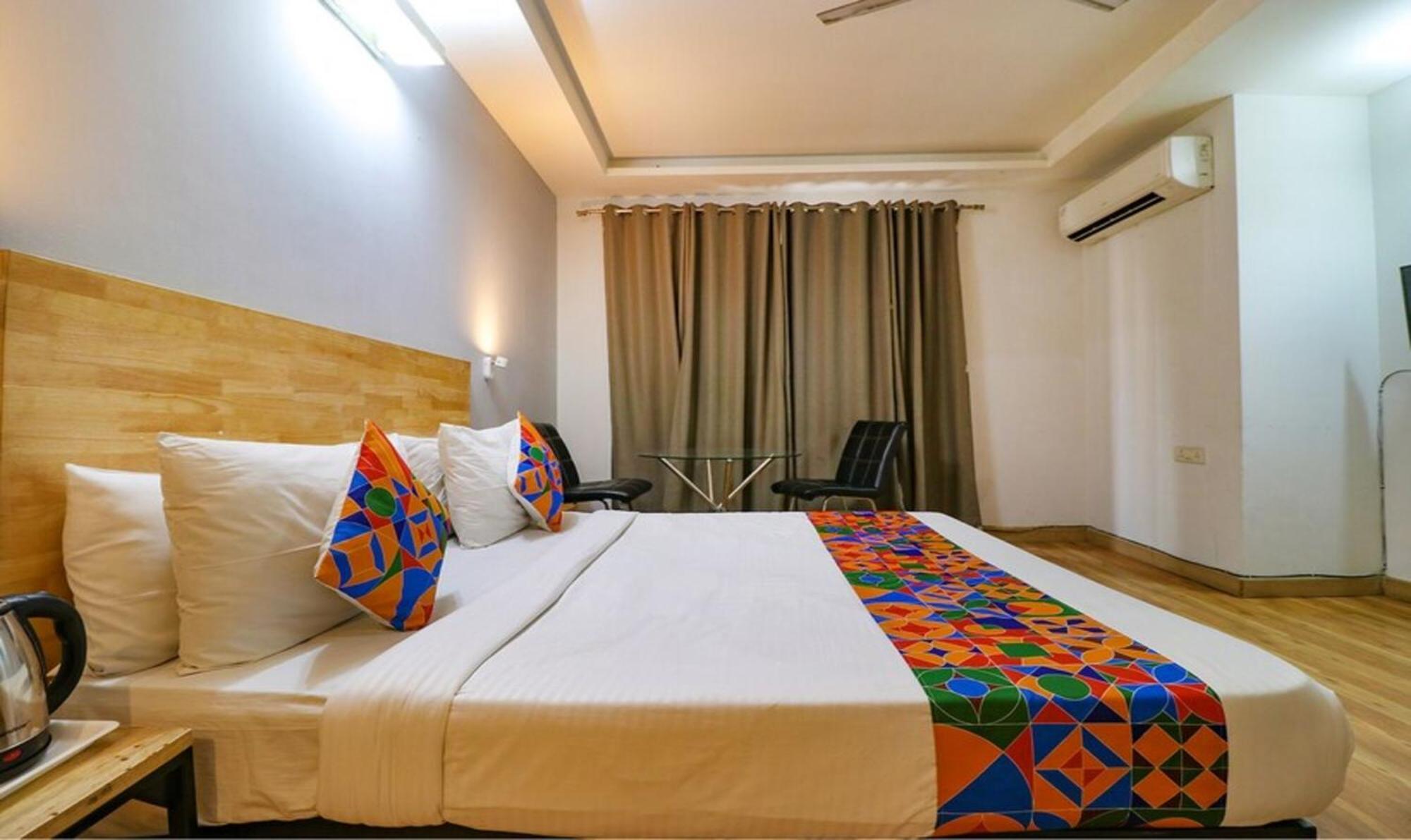 Fabhotel Majestic Jpm I New Delhi Extérieur photo